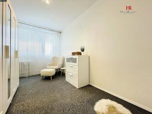 Prodej bytu 3+1, Praha - Chodov, Petýrkova, 69 m2