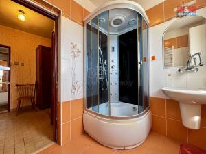 Prodej rodinného domu, Třinec - Kanada, Sadová, 220 m2