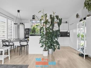 Prodej bytu 3+kk, Praha - Čakovice, Tryskovická, 80 m2