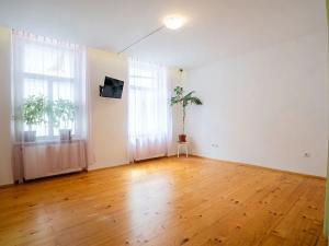 Prodej rodinného domu, Hostinné, Náměstí, 508 m2