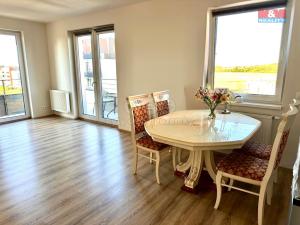 Pronájem bytu 3+kk, Praha, Škrábkových, 84 m2