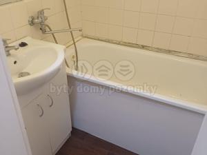 Pronájem bytu 2+1, Děčín, Riegrova, 50 m2