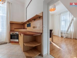 Prodej bytu 2+1, Mariánské Lázně, Třebízského, 49 m2