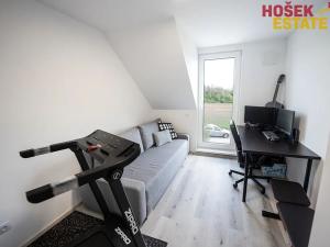 Prodej rodinného domu, Holubice, 93 m2