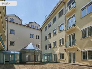 Pronájem kanceláře, Praha - Nové Město, Soukenická, 401 m2