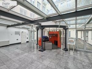Pronájem kanceláře, Praha - Nové Město, Soukenická, 244 m2
