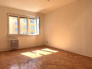Prodej bytu 2+1, Kroměříž, Vrobelova, 57 m2