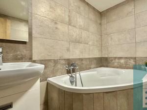 Pronájem bytu 2+1, Kroměříž, Nádražní, 62 m2