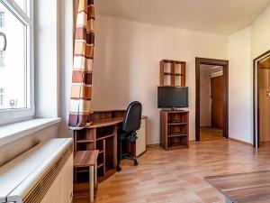 Pronájem bytu 2+1, Praha - Holešovice, Přístavní, 40 m2