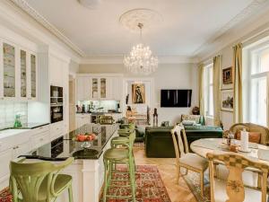 Pronájem bytu 4+kk, Praha - Vinohrady, Korunní, 132 m2