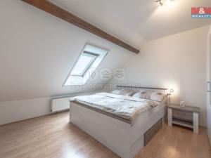 Prodej bytu 4+1, Střemy, 108 m2