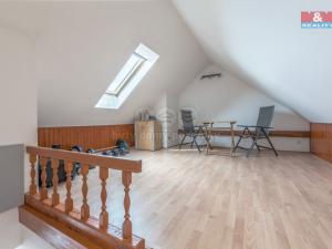 Prodej bytu 4+1, Střemy, 108 m2