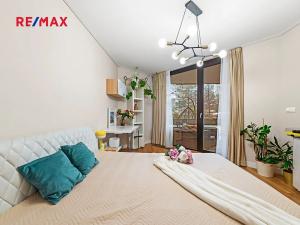 Prodej bytu 2+kk, Praha - Žižkov, Ke kapslovně, 85 m2