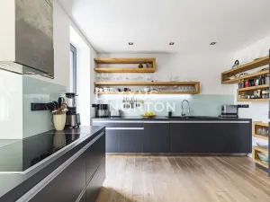 Prodej rodinného domu, Praha - Dolní Chabry, Počeradská, 332 m2