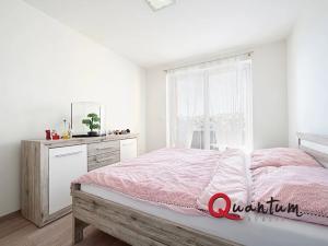 Prodej bytu 2+kk, Praha - Uhříněves, Oty Bubeníčka, 46 m2