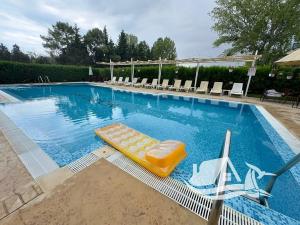 Prodej bytu 2+kk, Nesebar, Bulharsko, 70 m2