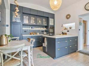 Prodej bytu 2+kk, Praha - Smíchov, Švédská, 54 m2