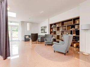 Prodej bytu 2+kk, Praha, Peroutkova, 32 m2