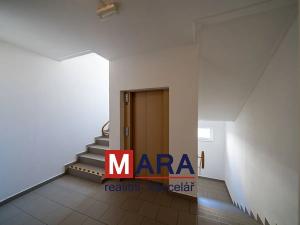 Prodej bytu 4+kk, Olomouc, Novosadský dvůr, 129 m2