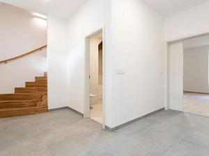 Prodej bytu 3+1, Praha - Nové Město, Vyšehradská, 99 m2