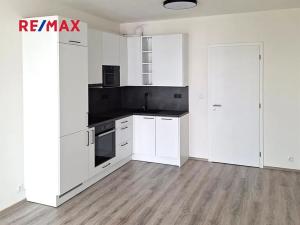 Pronájem bytu 1+kk, Plzeň, Františka Kováříka, 40 m2