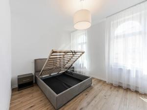 Prodej bytu 2+kk, Praha - Smíchov, Kmochova, 53 m2
