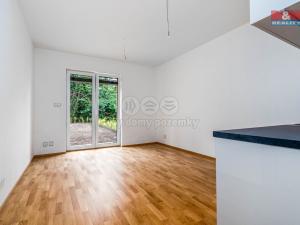 Prodej bytu 1+kk, Praha - Třebonice, U Zličína, 23 m2