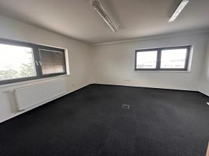 Pronájem kanceláře, Moravany, Bohunická cesta, 300 m2