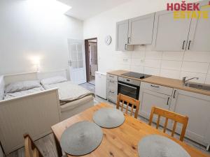 Prodej zemědělské usedlosti, Dlouhá Třebová, Na Rybníku, 270 m2