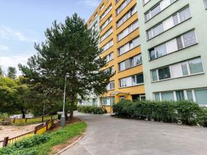 Prodej bytu 3+1, Praha - Řepy, Nevanova, 70 m2