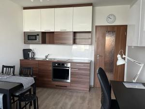 Pronájem bytu 2+kk, Olomouc, Janského, 47 m2