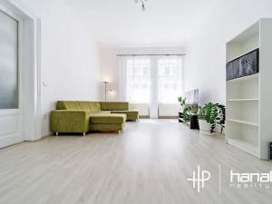 Prodej bytu 3+1, Olomouc, Komenského, 116 m2