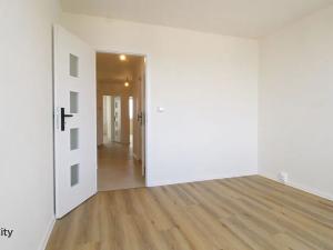 Prodej bytu 3+1, Praha - Horní Měcholupy, Livornská, 80 m2