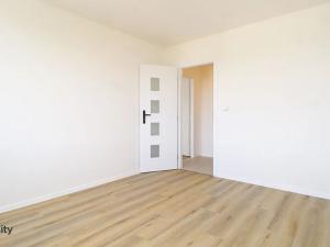 Prodej bytu 3+1, Praha - Horní Měcholupy, Livornská, 80 m2