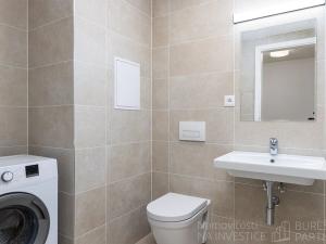Pronájem bytu 2+kk, Praha - Vysočany, Smržových, 52 m2