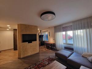 Prodej bytu 2+kk, Praha - Malá Strana, Hellichova, 58 m2
