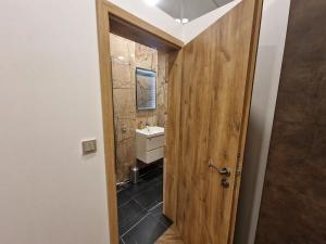 Prodej bytu 2+kk, Praha - Malá Strana, Hellichova, 58 m2