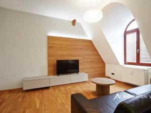 Pronájem bytu 2+kk, Brno, Česká, 78 m2