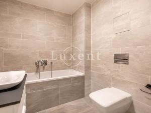 Pronájem bytu 2+kk, Praha - Holešovice, Sanderova, 62 m2