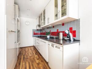 Prodej bytu 3+1, Praha - Stodůlky, Husníkova, 71 m2