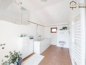 Prodej rodinného domu, Mochov, Na Zátiší, 183 m2