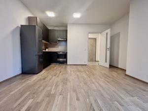 Pronájem bytu 2+kk, Praha - Hlubočepy, Benešova, 48 m2
