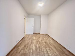 Pronájem bytu 2+kk, Praha - Hlubočepy, Benešova, 48 m2