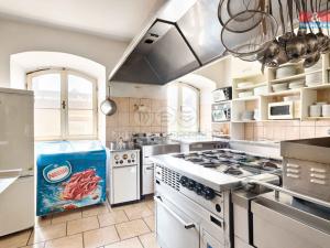 Prodej restaurace, Studená, Tyršova, 879 m2