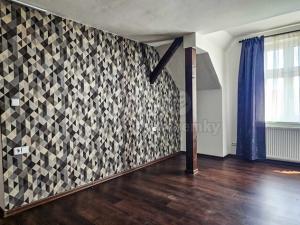 Prodej bytu 2+kk, Přelouč, Václavské náměstí, 72 m2
