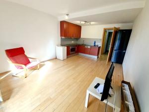 Pronájem bytu 1+kk, Praha - Vysočany, Paříkova, 30 m2