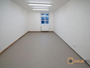 Pronájem kanceláře, Vrchlabí, Horská, 206 m2