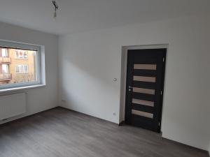 Pronájem bytu 2+kk, Strakonice - Strakonice II, Bezděkovská, 64 m2