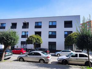 Pronájem bytu 2+kk, Strakonice - Strakonice II, Bezděkovská, 64 m2