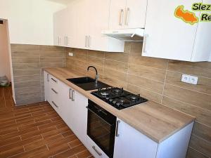 Pronájem bytu 3+1, Opava, Krnovská, 78 m2